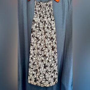 - NWOT Strapless summer dress